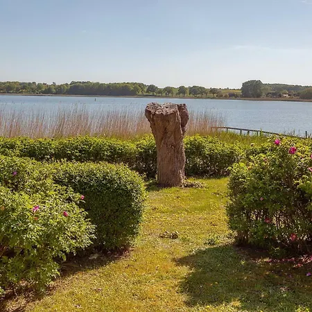 Faehrhaus Luv Un Lee Дом отдыха Зеллин